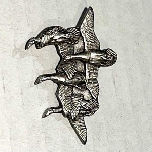 Vintage Signed 1992 Bergamot Pins With  Flying Ducks Geese 1131